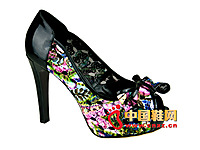 �޳�����2014�¿�ʱ�����������ӡ���߸���ŮЬ