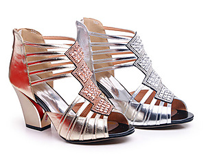 �صǸ�Ůʿ��Ь�¿�����