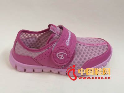 ̰��è2013�¿�ʱ��ͯ�˶�Ь