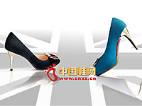 �������2014�¿�ŮЬ  ʱ�з�ˮ̨�߸�ŮЬ