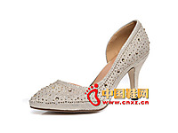 ŵ����˼2014�¿�ʱ��ŮЬ