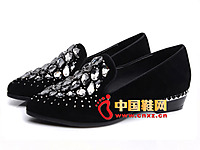 ŵ����˼2014�¿�ʱ��ŮЬ