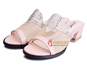 �챴ŷ2014����ʱ��ŮЬ�¿�����