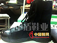 �ж��¿��Ь