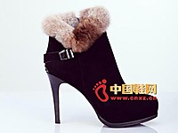 �����¿�ʱ��ŮЬ ë��ʱ�г��߸�Ůѥ