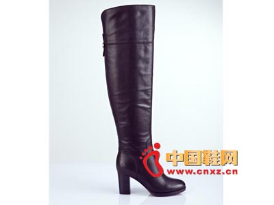 �����¿�ʱ��ŮЬ �߸���ѥ