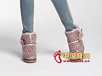 �����¿�ʱ��ŮЬ �ٴ�ѩ��ѥ