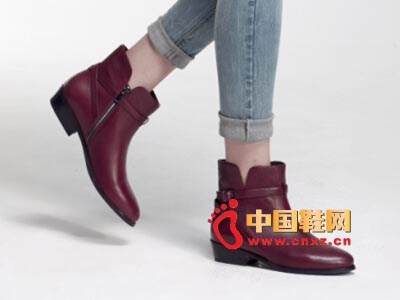 �����¿�ʱ��ŮЬ �͸���ѥ