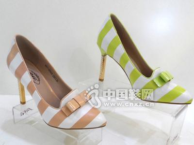 ����2015�����¿�ŮЬ����