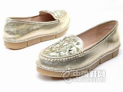 �������¿�ʱ��ŮЬ