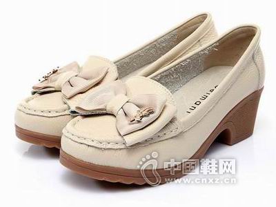 �������¿�ʱ��ŮЬ