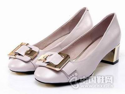 �������¿�ʱ��ŮЬ