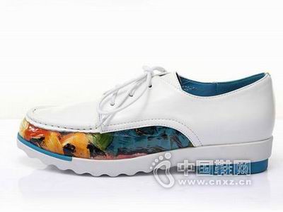 �������¿�ʱ��ŮЬ