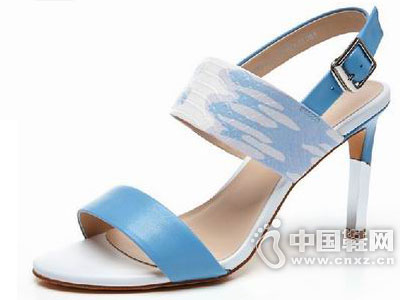 ����è2015�¿���Ь