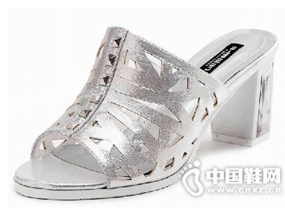 ������2015�¿�ŮЬ