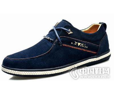 ��ţ����2015�¿�����Ь