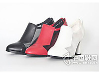 ����ɯ2015�¿�ʱװЬ