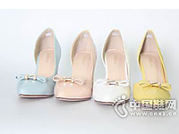 ����ɯ2015�¿�ʱװЬ