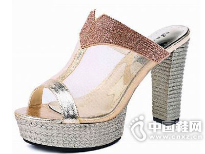 ӡ����2015�¿���Ь