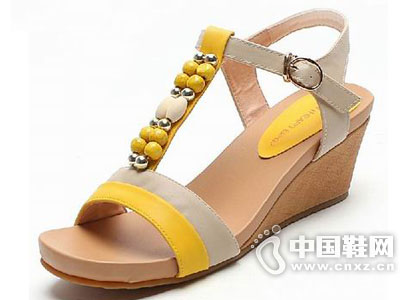 ӡ����2015�¿���Ь