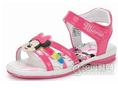 ��ʿ��2015�¿�ͯЬ�˶�Ь