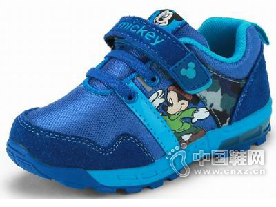 ��ʿ��2015�¿�ͯЬ�˶�Ь