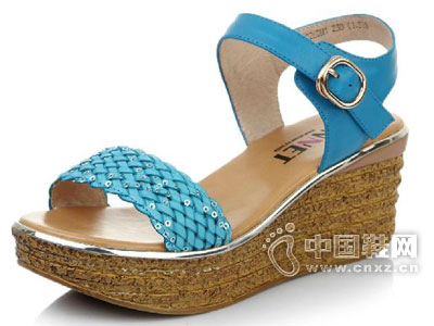 ���ζ�2015�¿���Ь