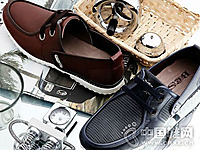 ��ʨ��2015�¿�����Ь