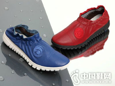 ��ʨ��2015�¿�����Ь