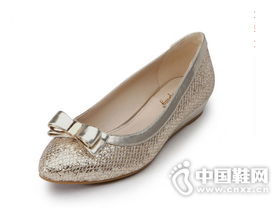 ��ܽ��2015�����¿�ǳ�ڵ�Ь