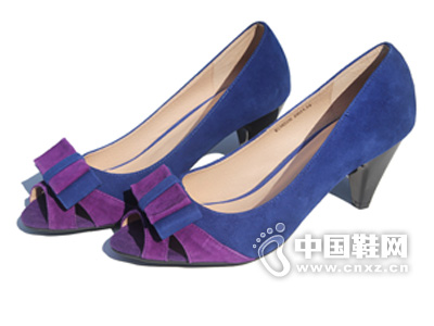 ���������¿����쵥Ьʱ��ŮЬ������Ů��Ь