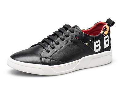 �Ǳ�����2015�¿���Ь���а�Ь