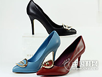 ������2015�¿�ŮʱװЬ��Ʒ