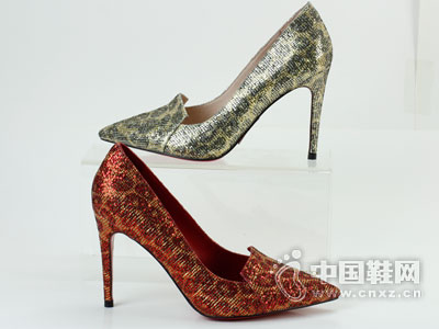 ������2015�¿�ŮʱװЬ��Ʒ