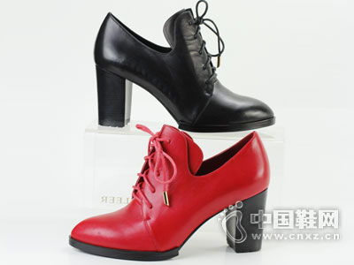 ������2015�¿�ŮʱװЬ��Ʒ