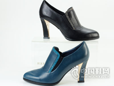 ������2015�¿�ŮʱװЬ��Ʒ