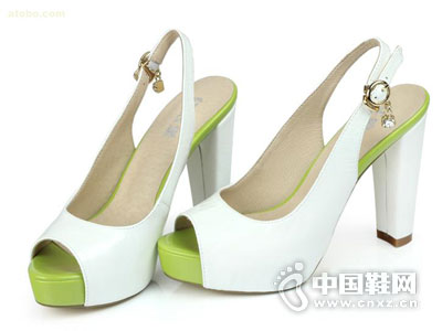 ���Ǳ�2015�¿��Ʒ