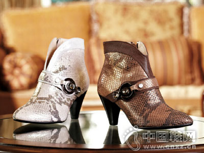 Redsandʱ����Ьϵ��