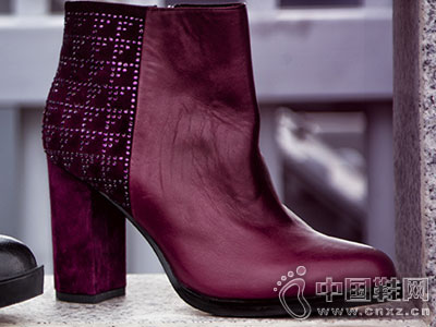 ����ū2015�¿�ŮЬ