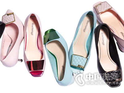 ����˿ŮЬ2015��Ʒϵ��