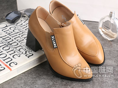 ����ŮЬ2015�¿��Ʒ