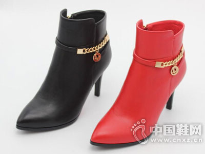 ����ŮЬ2015�¿��Ʒ