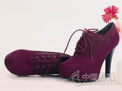 ������2015�¿�ŮЬ��Ʒ