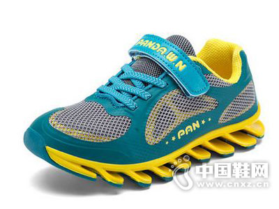 ��è����ͯЬ�¿��˶�Ьϵ��