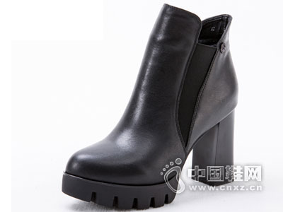 ��ɳ����ƤŮЬ�¿��Ʒ