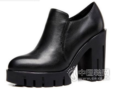 ����������ƤŮЬ�¿��Ʒ