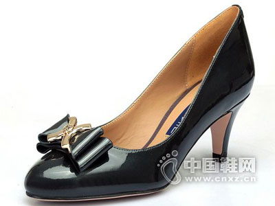 �������ŮЬ2016�¿�ʱ�в�Ʒ