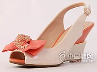 ������ʱ��ŮЬ�¿��Ʒ