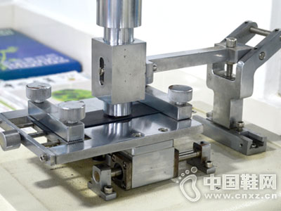 �зı������֤�豸