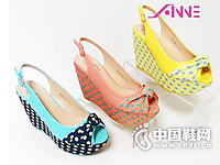 ����2015�����¿�ŮЬ����